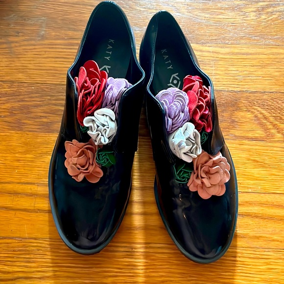 Katy Perry Collections Shoes - Katy Perry Black Floral Loafer
